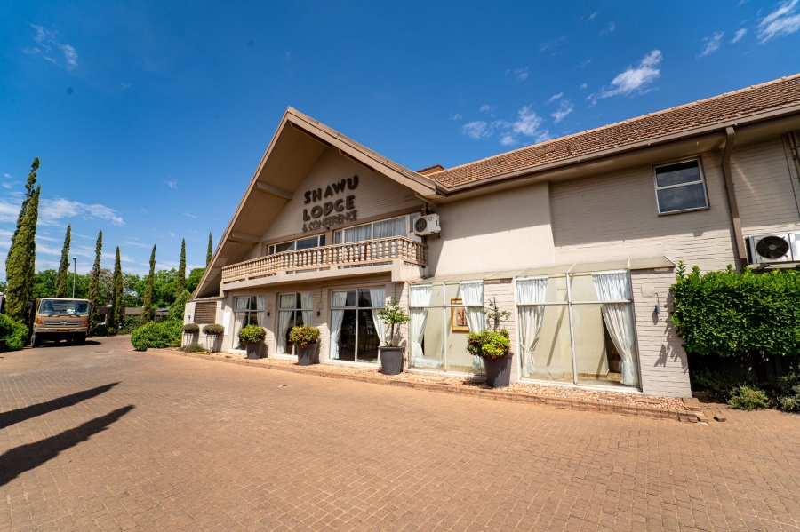 19 Bedroom Property for Sale in Universitas Free State